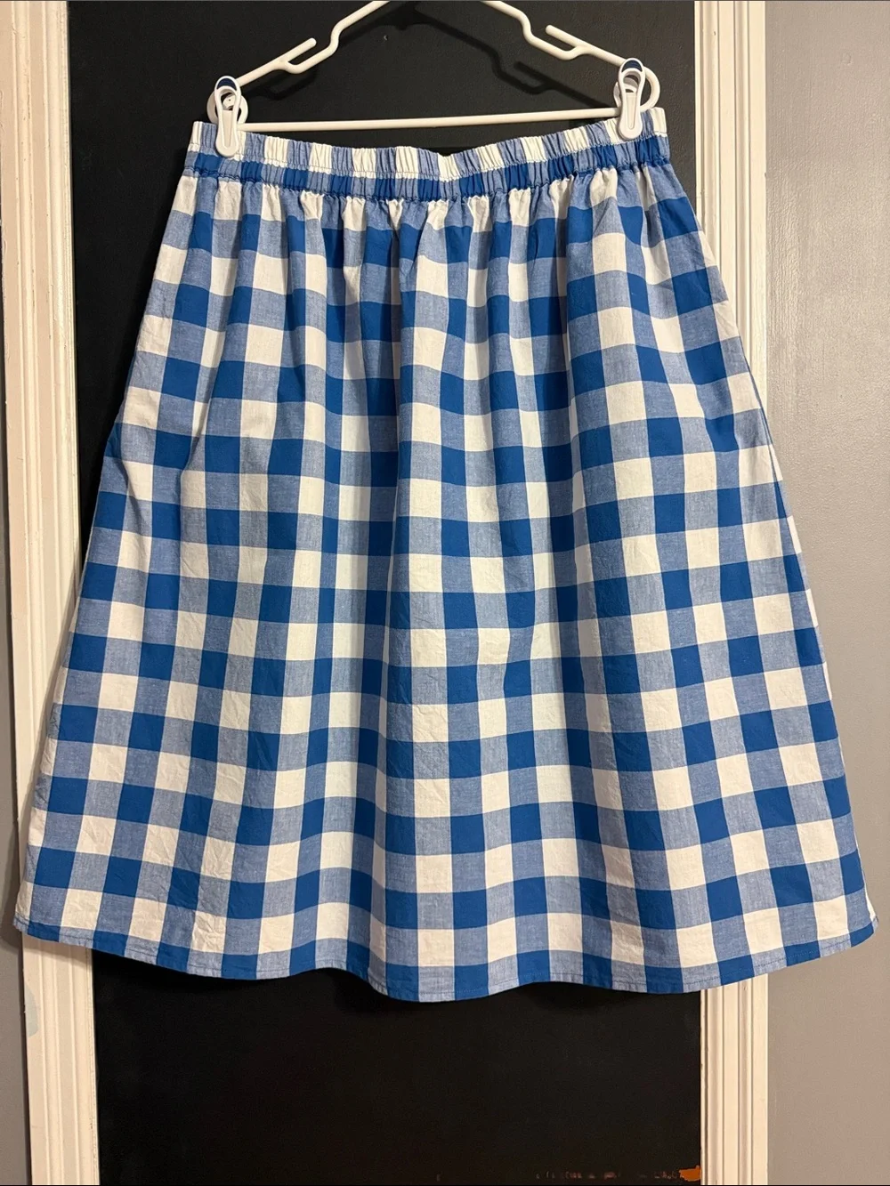 Joan Rivers Blue Buffalo Check Midi Skirt Size: L Length: 30” Pockets